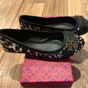 Tory Burch calf hair leopard print Reva ballet flats size 6.5